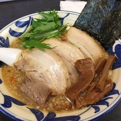 塩ラーメン並盛¥850