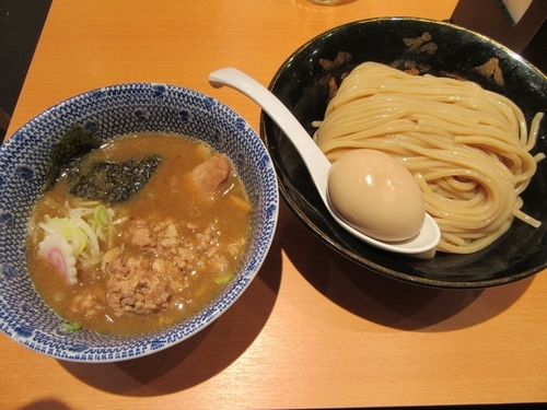 「得製朝つけめん＋大盛（８６０＋１００＝９６０円）」@六厘舎の写真