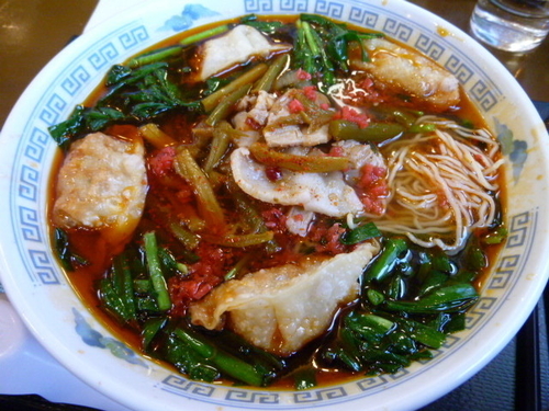 「満州にら餃子ラーメン（醤油）」@さかえや本店の写真