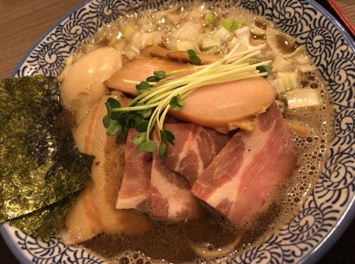 「烏賊煮干そば」@麺処 いぐさの写真