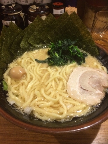 「ラーメン」@横浜家系ラーメン 壱角家 川崎銀柳街店の写真