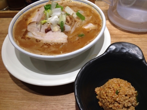 「「限定」濃厚味噌ラーメン + 辛ジャン」@玉 バラそば屋 中野店の写真