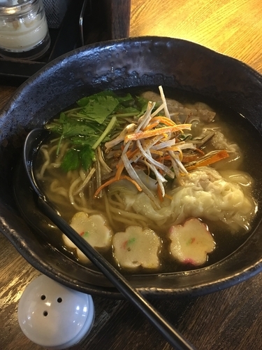 「芳醇手仕込みワンタン麵　880円」@らぁめん銀波露 江別本店の写真