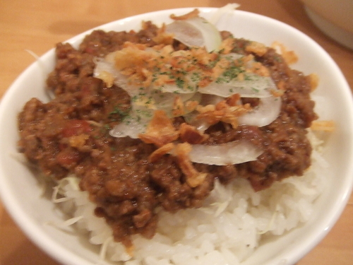 「ミニドライカレー　(麺類とセットで＋２００円)」@奴が愛したタンタンメン 近平家の写真