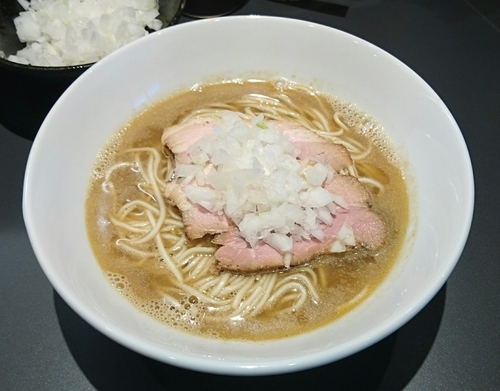 「中華そば(塩)+玉ねぎ増し」@煮干乱舞の写真