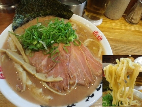 「らぁ麺大800円＋チャーシュー200円」@麺屋 庄太 六浦本店の写真