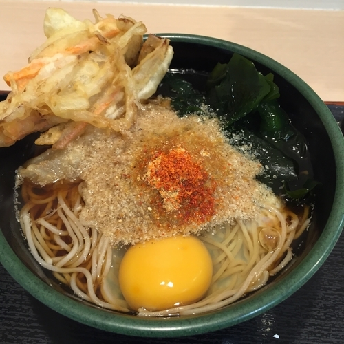 「朝そば（玉子）（￥330）＋わかめ（クーポン）」@ゆで太郎 三田3丁目店の写真