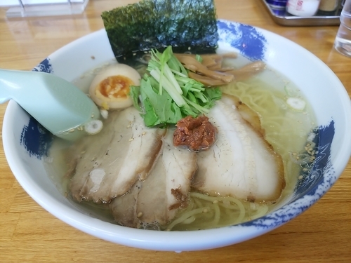 「なんなん塩ラーメン(並盛・145g)700円→500円」@麺屋 なんなんの写真