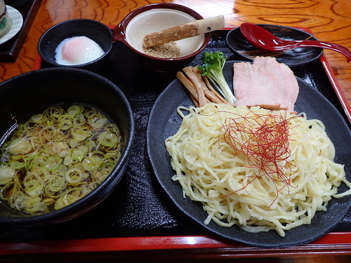 「温玉つけ麺・１．５玉」@手打ち中華そば 和屋の写真