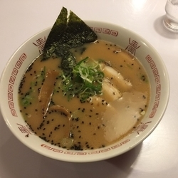 醤油チャーシュー麺 和歌山味 750円