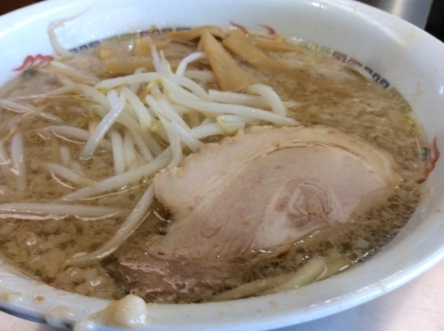 「ラーメン（850円）」@ホープ軒 千駄ヶ谷本店の写真