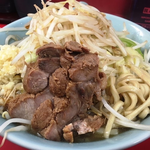 「ラーメン（ヤサイ，ニンニク，辛め）」@ラーメン二郎 新宿歌舞伎町店の写真