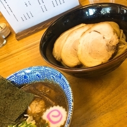 特製つけ麺小（180g）900円