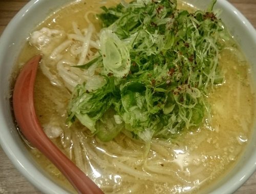 「北海道ネギみそラーメン（１日３０食限定・９００円）」@ソラノイロ NIPPONの写真