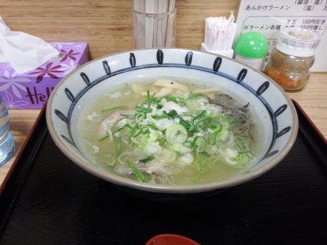 「塩ラーメン（半玉）」@らーめん 味一の写真