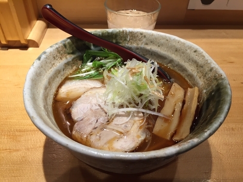「焼きあご塩らー麺」@焼きあご塩らー麺 たかはし 新宿本店の写真