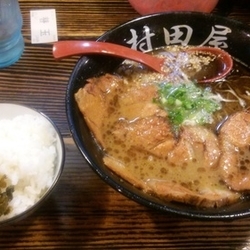 黒チャーシューめん