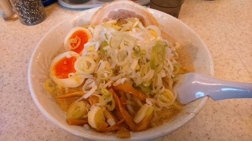 「醤油味玉子らーめん830円」@こってりらーめん なりたけ 津田沼店の写真