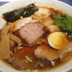 赤門 新館の画像