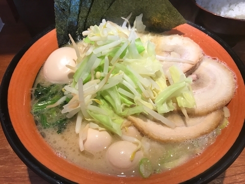 「特盛ラーメン(並)」@横浜家系ラーメン なかいち家の写真