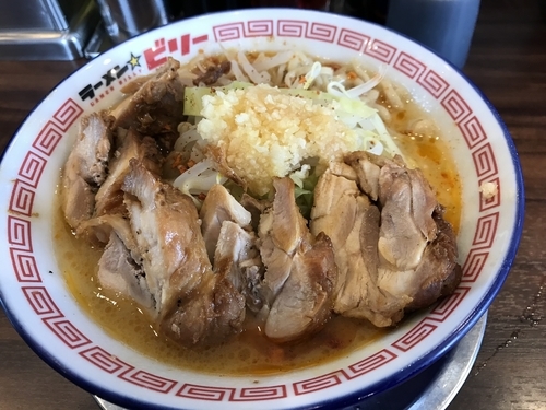 「【限定】鶏鶏鶏白湯麺 880円」@ラーメンビリー 多賀城店の写真