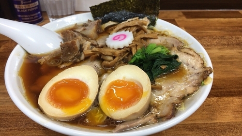 「しょうゆチャーシュー味玉」@オランダ軒の写真