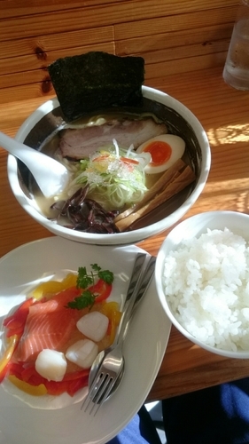 「鶏白湯  しょうゆ  ８００円」@濃厚ラーメン じゅんの写真