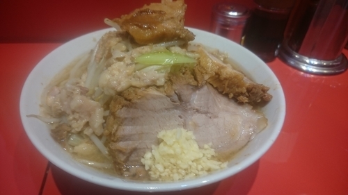 「小ラーメン・少な目・野菜・ニンニク・脂」@ラーメン二郎 西台駅前店の写真