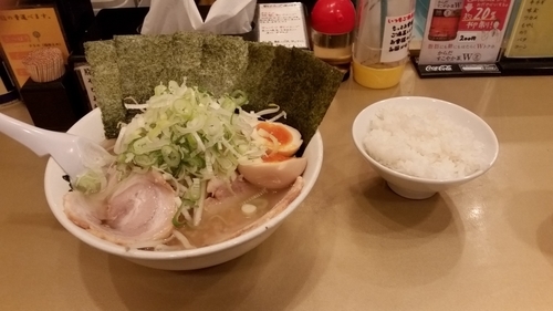 「ごっつEセット　ごてごて」@超ごってり麺 ごっつ 秋葉原店の写真