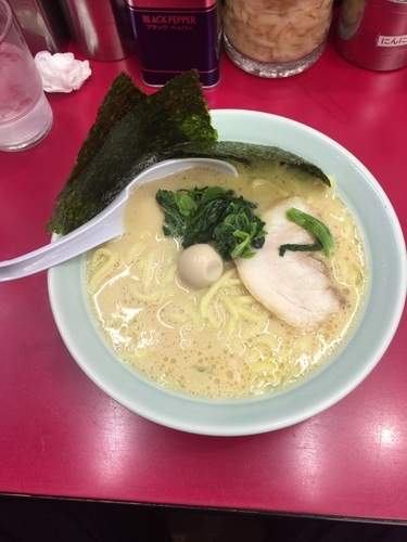 「ラーメン（680円）」@横浜家系ラーメン 立川 壱七家の写真