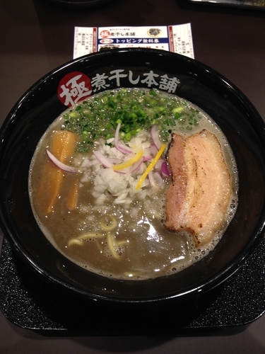 「極濃煮干しラーメン」@極煮干し本舗 荒川沖店の写真