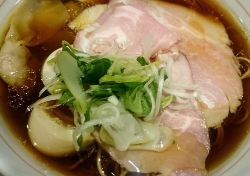 「特撰ラーメン黒」@八咫烏の写真