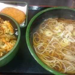 牡蠣と蓮根のかき揚げ丼セット＋コロッケ（クーポン使用）