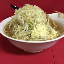 大ラーメン 生卵