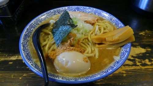 「濃厚狼煙らーめん （大盛り）￥880」@狼煙 〜NOROSHI〜の写真