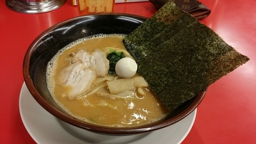 「とんこつ 味噌 730円」@横浜家系ラーメン 清六家 小山店の写真