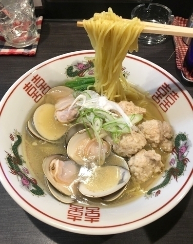 「大山鶏団子 活蛤の塩そば ￥1000」@幻のタンポポの写真