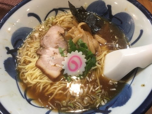 「醤油らーめん750円」@中華そば 琳久の写真