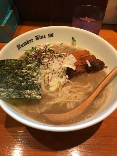 「濃厚ラーメン(煮干)800円」@麺Dining Number Nine 09の写真