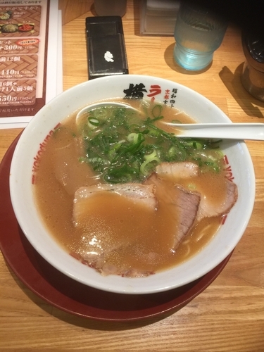「ラーメン&替玉」@ラーメン横綱 千葉ニュータウン店の写真