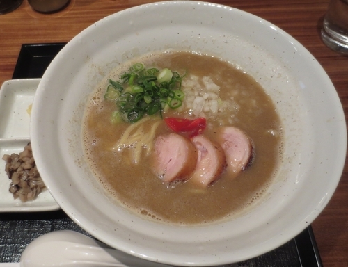 「鶏煮干しらぁめん（醤油）850円」@麺や いま村の写真