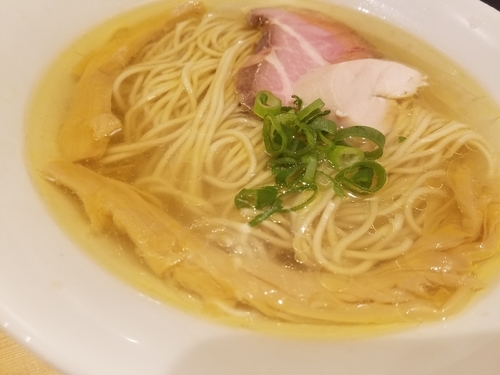 「塩そばとひつまぶし」@自家製麺 竜葵の写真