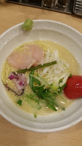 「鶏骨塩らーめん」@らーめん 桑嶋の写真