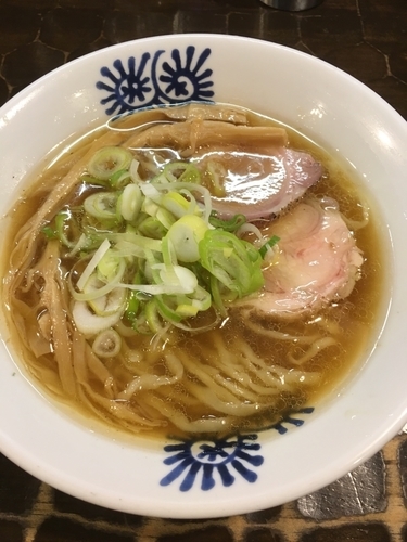 「醤油そば」@特級鶏蕎麦 龍介の写真