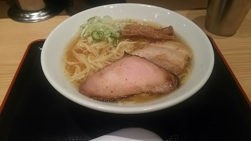 「ラーメン(並)800円」@松戸富田麺業 千葉駅構内店の写真