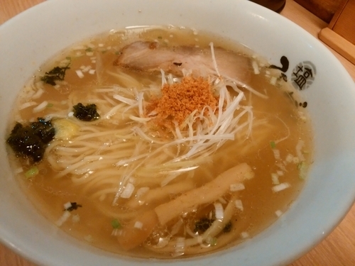 「塩らーめん」@塩専門 ひるがお 東京駅店の写真