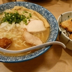 濃厚醤油鶏白湯そば 大盛り + 鶏天丼セット