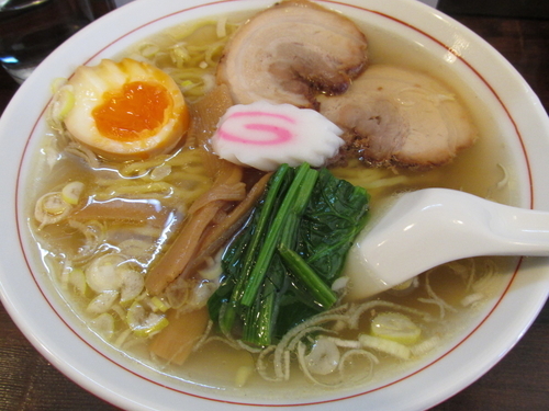 「塩ラーメン 「700円」」@オランダ亭本店の写真