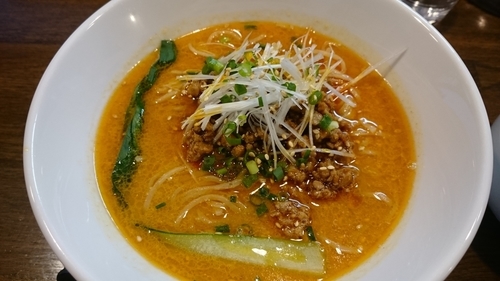 「担々麺￥900+ライス￥100」@麺.SUZUKiの写真