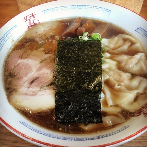 「醤油ワンタンチャーシューメン」@支那そばや翠月の写真